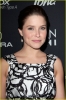 Filename=sophia-bush-gen-art-styles-02.jpg
Filesize=270KB
Dimensions=816x1222
Date added=May 20, 2008 sophia-bush-gen-art-styles-02.jpg